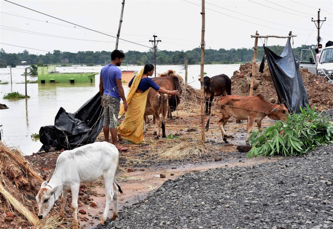 PHOTOS: Heavy Rainfall In West Bengal 2017