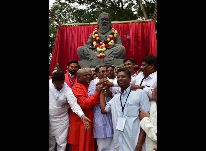 CM Siddaramaiah unveiled the statue of Maharshi Valmiki