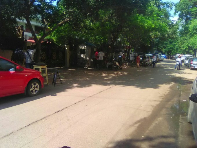 Image And Gallery: Income Tax Ride At Jaya TV Office In Chennai