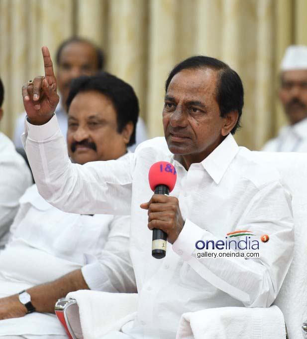 Photo Gallery: Telangana CM KCR Press Conference At Pragathi Bhavan