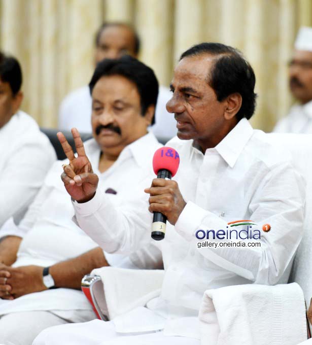 Photo Gallery: Telangana CM KCR Press Conference At Pragathi Bhavan