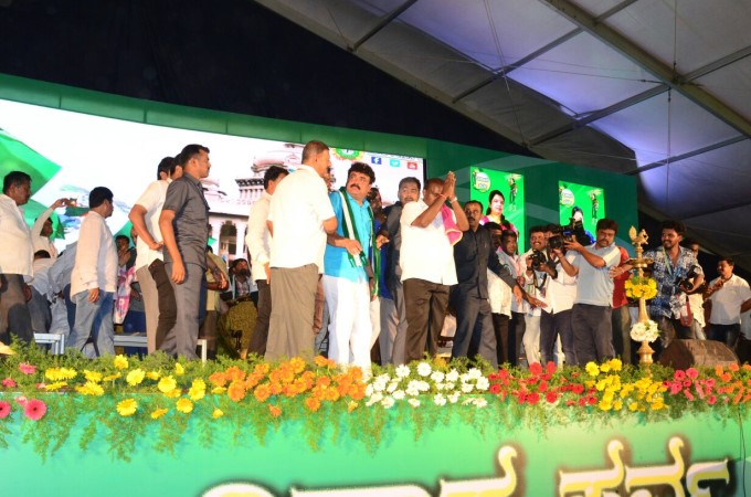 PHOTOS: JDS Party Election Campaign In Karnataka 2017-18