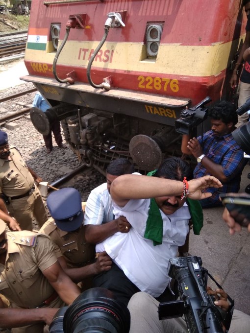 PHOTOS: Protests In Tamil Nadu For Cauvery Management Board