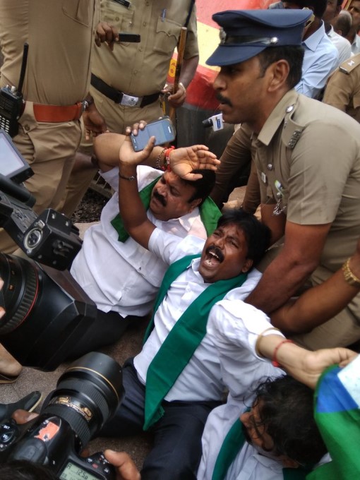 PHOTOS: Protests In Tamil Nadu For Cauvery Management Board