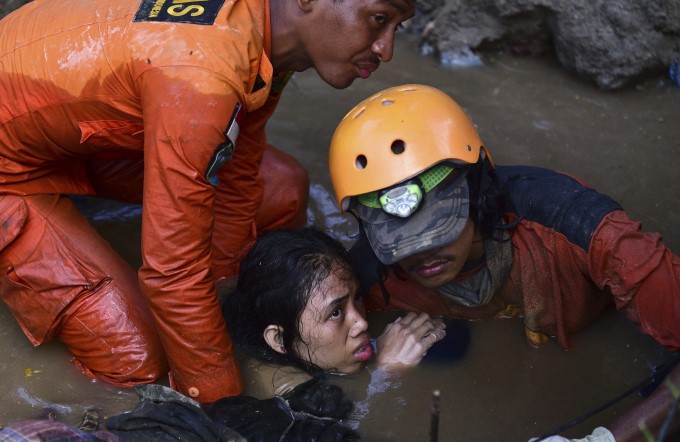 PHOTOS: Indonesia Earthquake And Tsunami