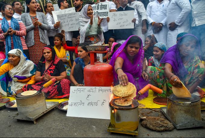 News in Photos (5 November 2018) | Photos of Top News Today - Oneindia Gallery