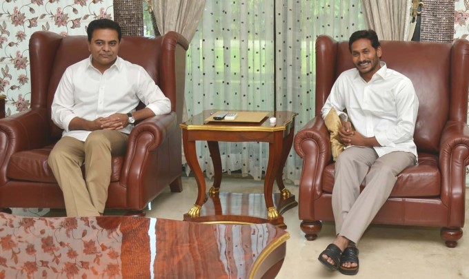 KT Rama Rao Meets YSRCP Chief YS Jaganmohan Reddy
