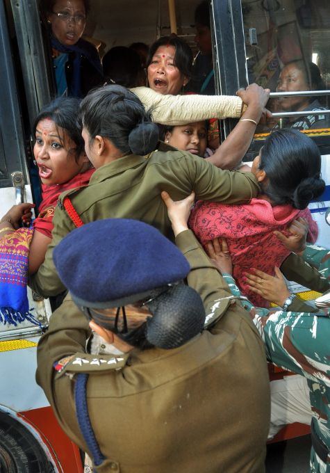 News in Photos (6 January 2019) | Photos of Top News Today - Oneindia Gallery