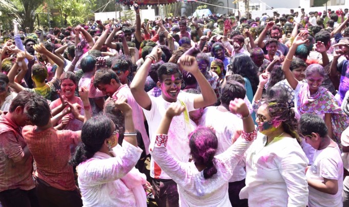 2019 Holi Celebration Across India