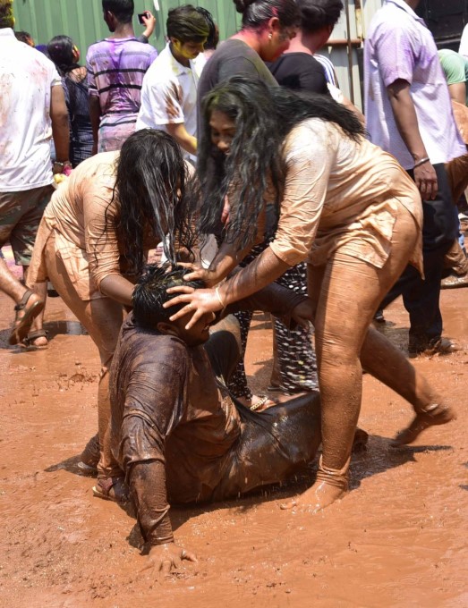 2019 Holi Celebration Across India