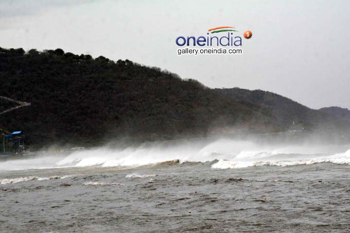 Cyclone Fani Effect In Visakhapatnam