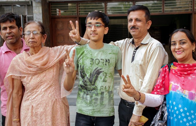 CBSE Class 10th Toppers Celebrations