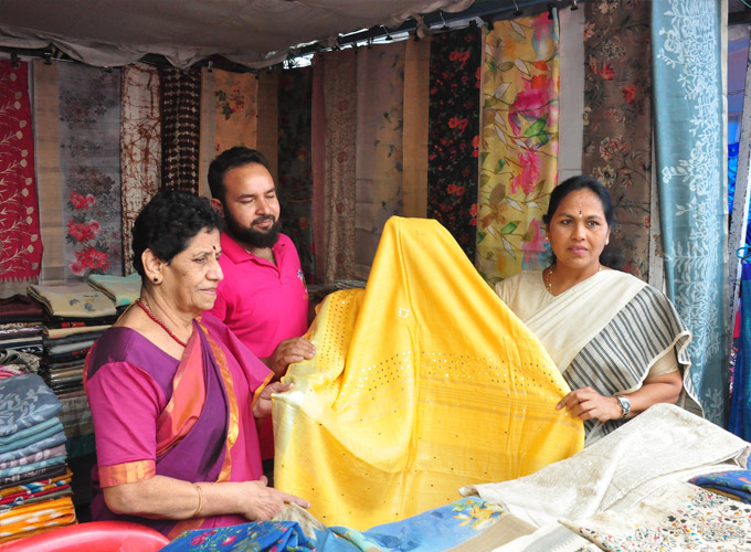 Shobha Karandlaje Inaugurated Bengaluru Utsava At Chitrakala Parishath
