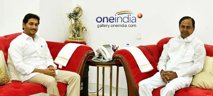 AP CM Jagan Mohan Reddy Meet Telangana CM KCR And Governor ESL Narasimhan