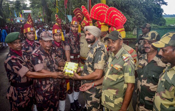 News in Photos (14 August 2019) | Photos of Top News Today - Oneindia Gallery