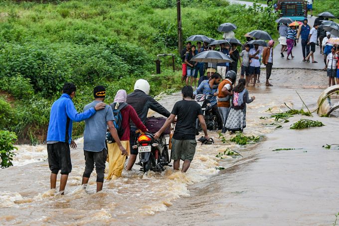 News in Photos (8 August 2019) | Photos of Top News Today - Oneindia Gallery