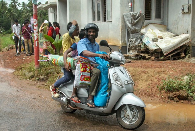 Heavy Rain Lashes Kerala