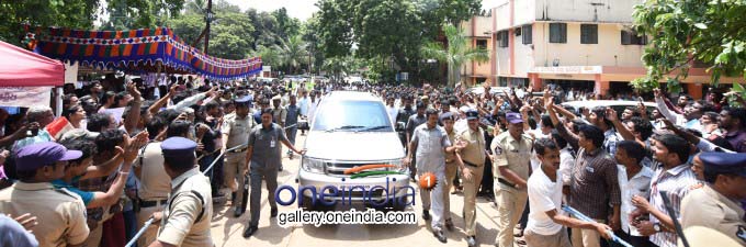 Boat Accident In Godavari River, Andhra Pradesh