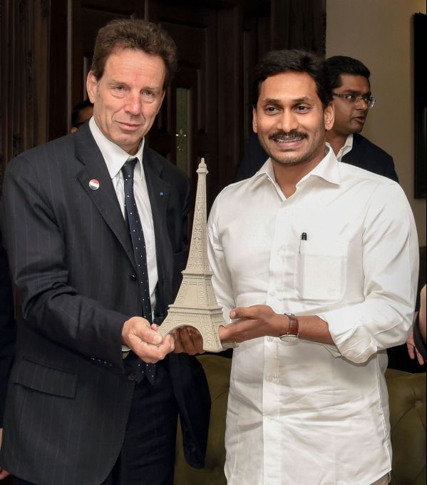 News in Photos (26 September 2019) | Photos of Top News Today - Oneindia Gallery