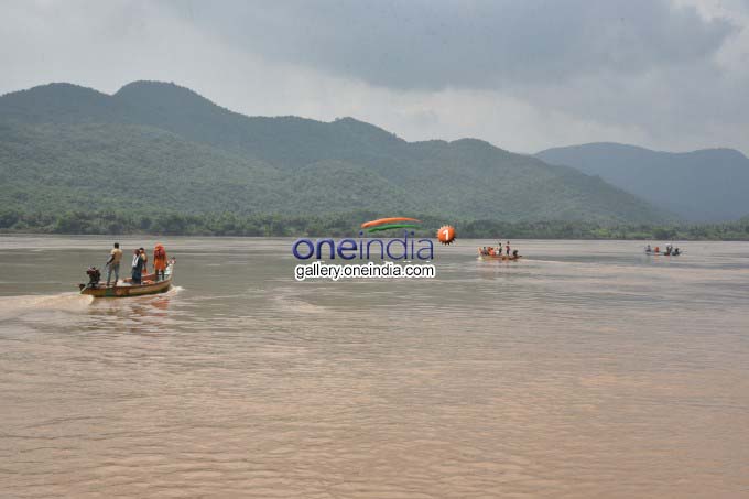 Boat Accident In Godavari River, Andhra Pradesh