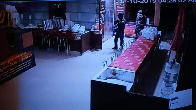 Robbery At Lalitha Jewellery Showroom In Trichy