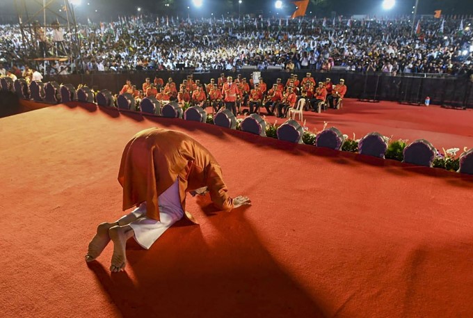 Uddhav Thackeray Sworn In As Maharashtra CM