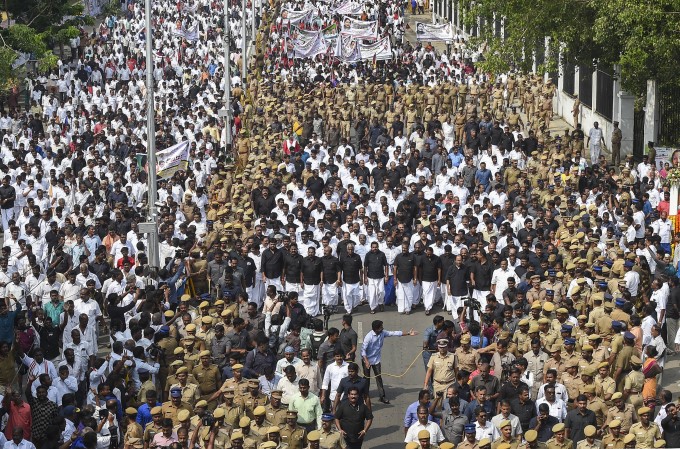 தமிழக முதல்வர் ஜெயலலிதாவின் மூன்றாம் ஆண்டு நினைவஞ்சலி