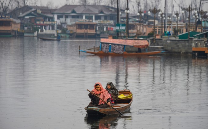 Heavy Snowfall In Jammu & Kashmir, Himachal Pradesh And Uttarakhand