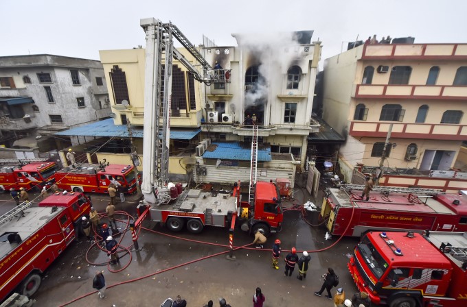 Fire Breaks Out At A Paper Factory In Delhi