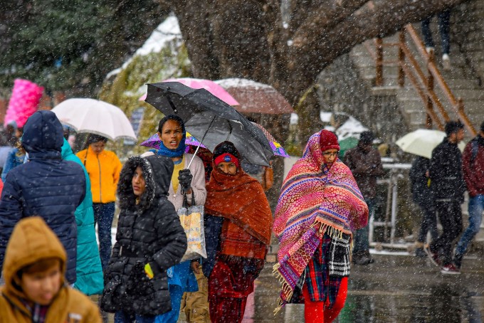Heavy Snowfall In Jammu & Kashmir, Himachal Pradesh And Uttarakhand