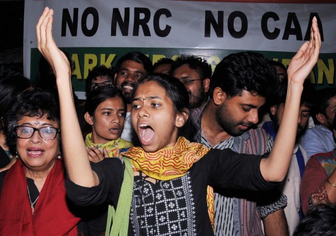 News in Photos (14 February 2020) | Photos of Top News Today - Oneindia Gallery