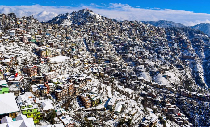 Heavy Snowfall In Jammu & Kashmir, Himachal Pradesh And Uttarakhand