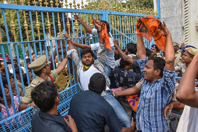 News in Photos (11 March 2020) | Photos of Top News Today - Oneindia Gallery