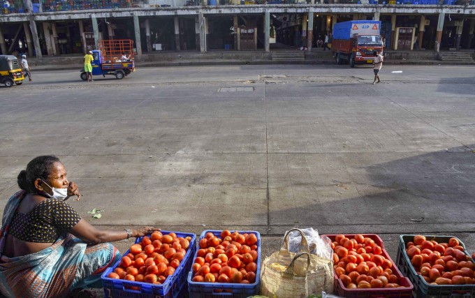 Mumbai APMC Market opened In Times Of Covid-19 Issue