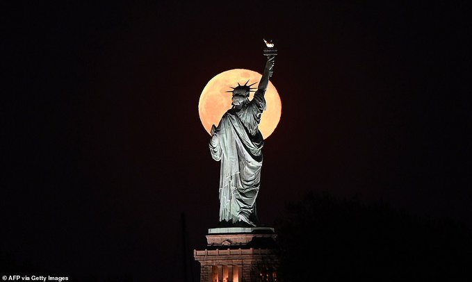 Super Flower Moon Pictures From Around The World