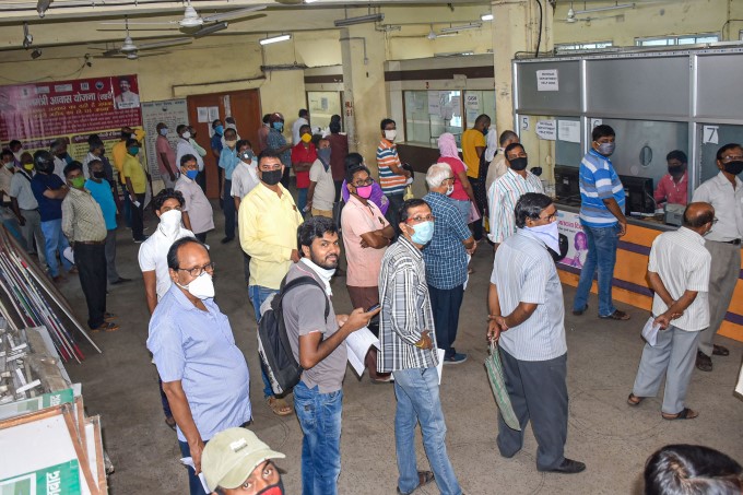 How Indian's are following social distancing