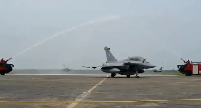 First batch of IAF Rafale aircrafts lands At Ambala airbase