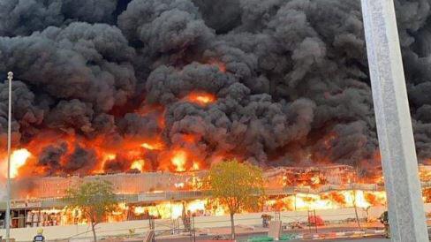 Massive Fire Breaks Out At Ajman market In Dubai