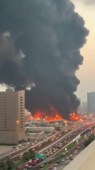 Massive Fire Breaks Out At Ajman market In Dubai