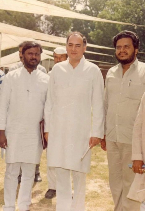 Rare Photos Of Former Prime Minister Rajiv Gandhi