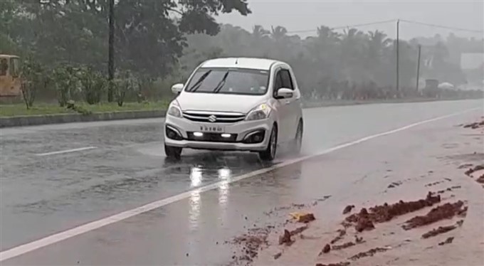 ಚಿತ್ರಗಳು: ಕರ್ನಾಟಕದ ಕರಾವಳಿ ಜಿಲ್ಲೆಗಳಲ್ಲಿ ಭಾರಿ ಮಳೆ