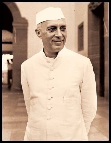 Rare Photos Of India's first prime minister Jawaharlal Nehru