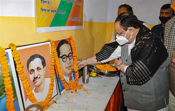 Leaders pays tribute to Dr B R Ambedkar on his death anniversary - Oneindia