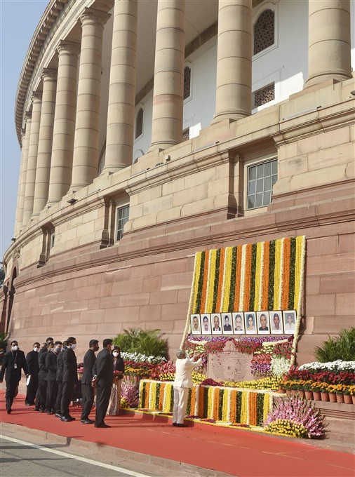 Leaders Pay Tribute On 19th anniversary Of Parliament Attack In New Delhi