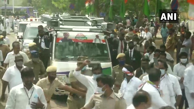 ಚಿತ್ರಗಳು: ತಮಿಳುನಾಡಿಗೆ ಕಾಂಗ್ರೆಸ್ ನಾಯಕ ರಾಹುಲ್ ಗಾಂಧಿ ಮೂರು ದಿನದ ಪ್ರವಾಸ 