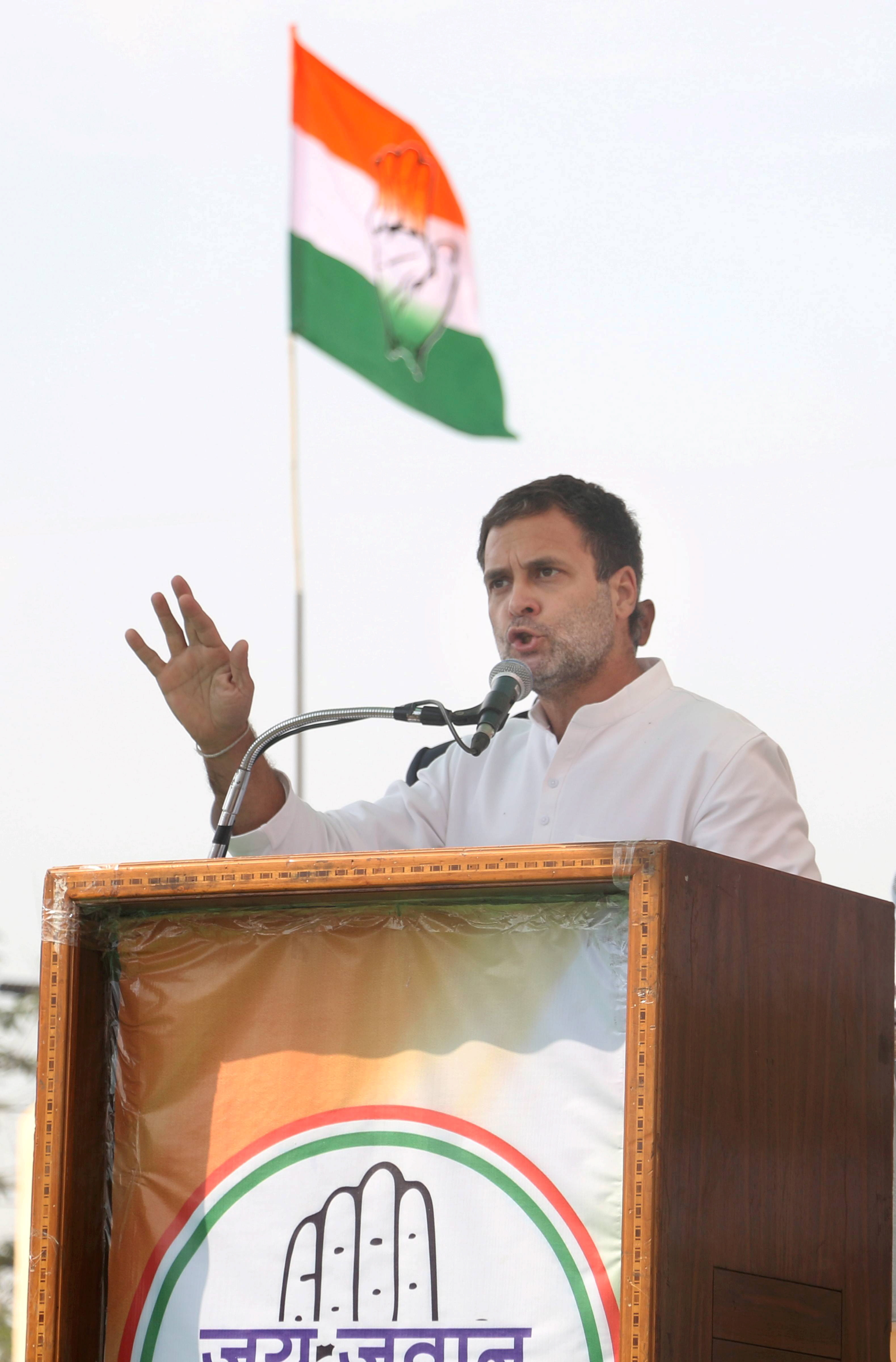 കര്‍ഷകര്‍ക്ക് ആവേശമായി രാഹുല്‍ ഗാന്ധി; അജ്മീറില്‍ നടന്ന റാലിയുടെ ചിത്രങ്ങള്‍