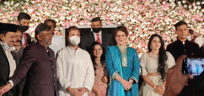 ഡികെ ശിവകുമാറിന്റെ മകളുടെ വിവാഹ ചിത്രങ്ങൾ