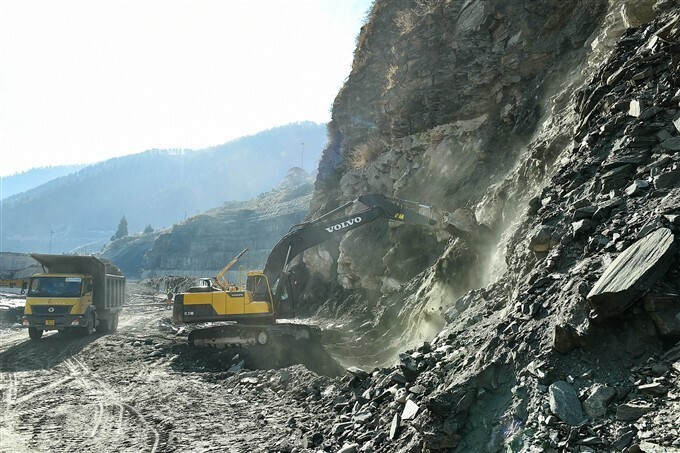 ഉത്തരാഖണ്ഡിലെ ചമോലിയില്‍ മഞ്ഞുമല ദുരന്തമുണ്ടായ സ്ഥലത്ത് പുനരുദ്ധാരണ പ്രവര്‍ത്തികള്‍ പുരോഗമിക്കുന്നു, ചിത്രങ്ങള്‍