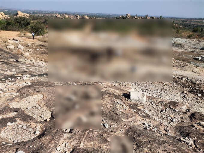 കര്‍ണാടകയിലെ ചിക്കബല്ലാപുരില്‍ ജലാറ്റിന്‍ സ്റ്റിക്കുകള്‍ പൊട്ടിത്തെറിച്ചുണ്ടായ അപകടത്തിന്റെ ചിത്രങ്ങള്‍