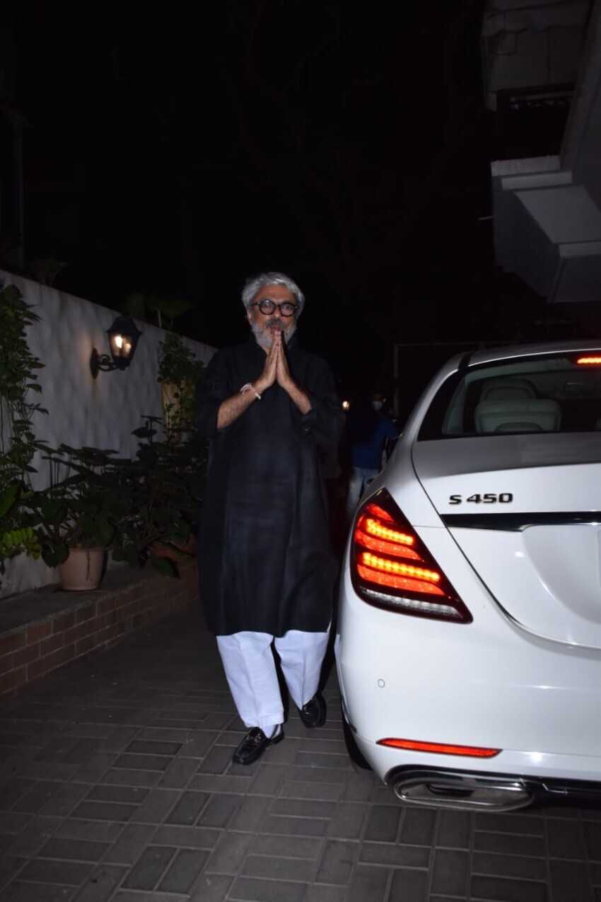 സഞ്ജയ് ലീല ബൻസാലിയുടെ പിറന്നാൾ പാർട്ടി ആഘോഷമാക്കി താരങ്ങൾ- ചിത്രങ്ങൾ കാണാം